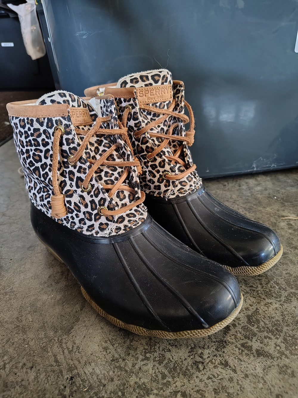 Sperry Top-Sider Saltwater Leopard Print Duck Boots | Women’s Size 8